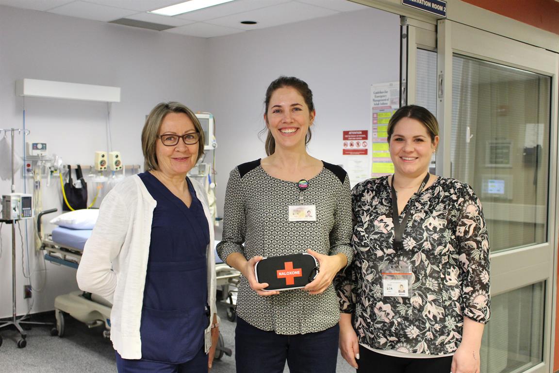 Nurses with Narcan Kit
